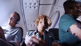 9JveYDR.gif
