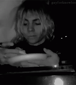 tklPshT.gif