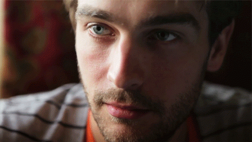 tumblr_m138reO2FF1rrh7sho1_500.gif